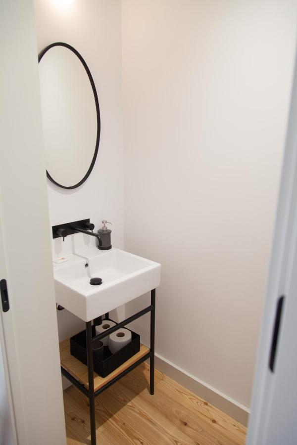 Flh Intendente Elegant Mezzanine With Balcony Lisboa المظهر الخارجي الصورة